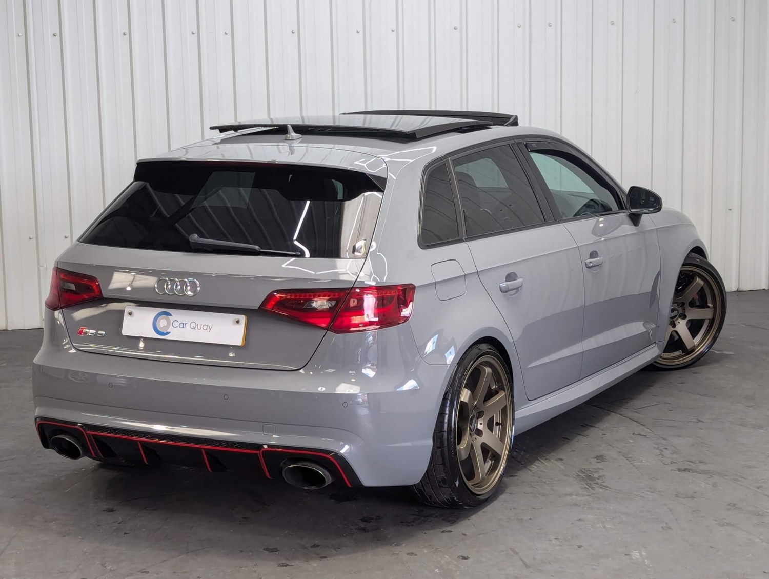 Audi RS3 Listing Image