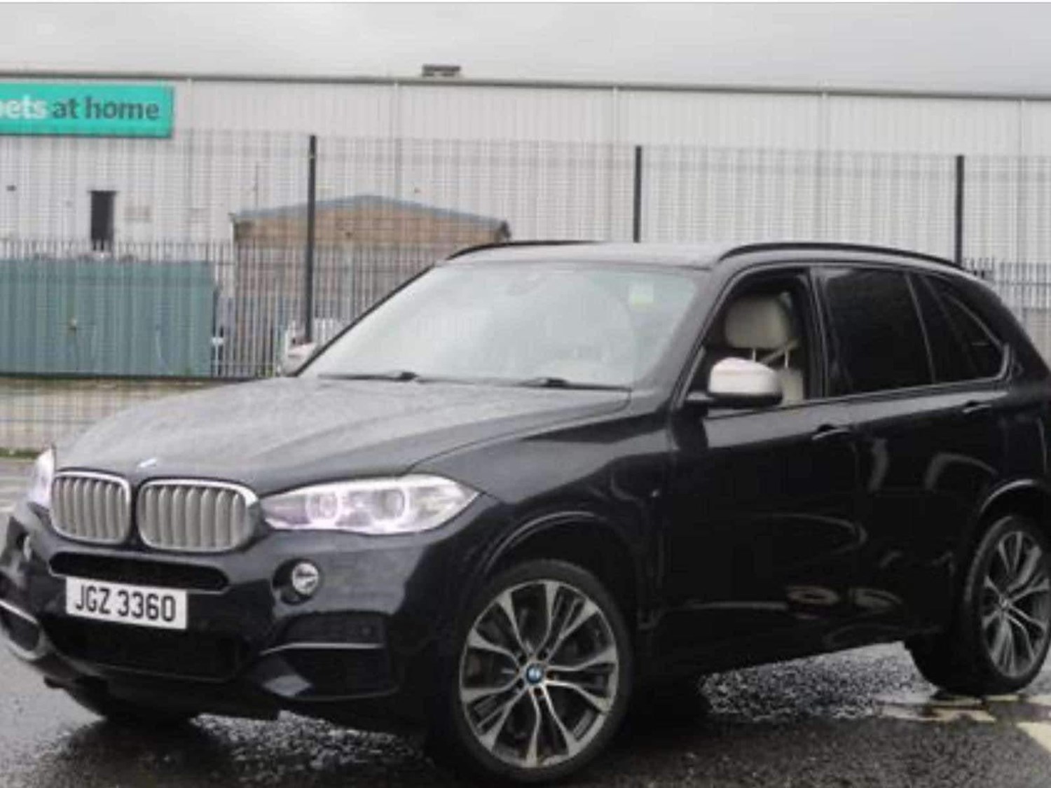 BMW X5 Listing Image