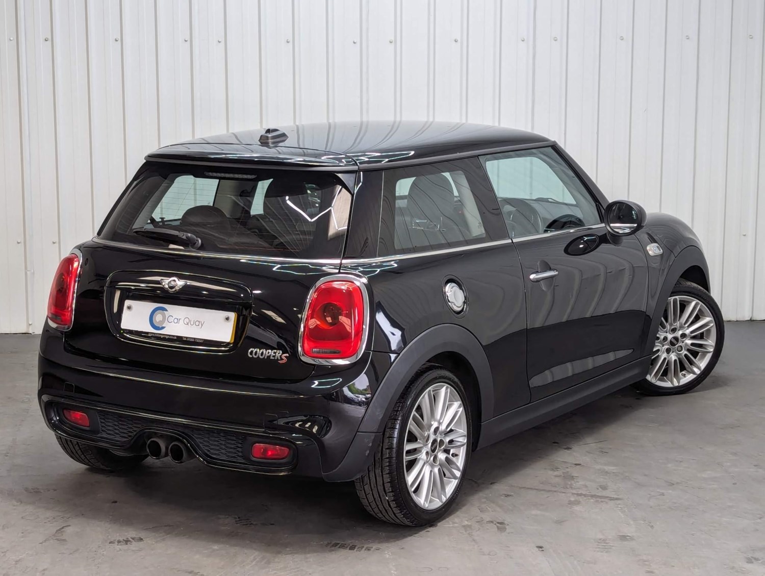 MINI Hatch Listing Image