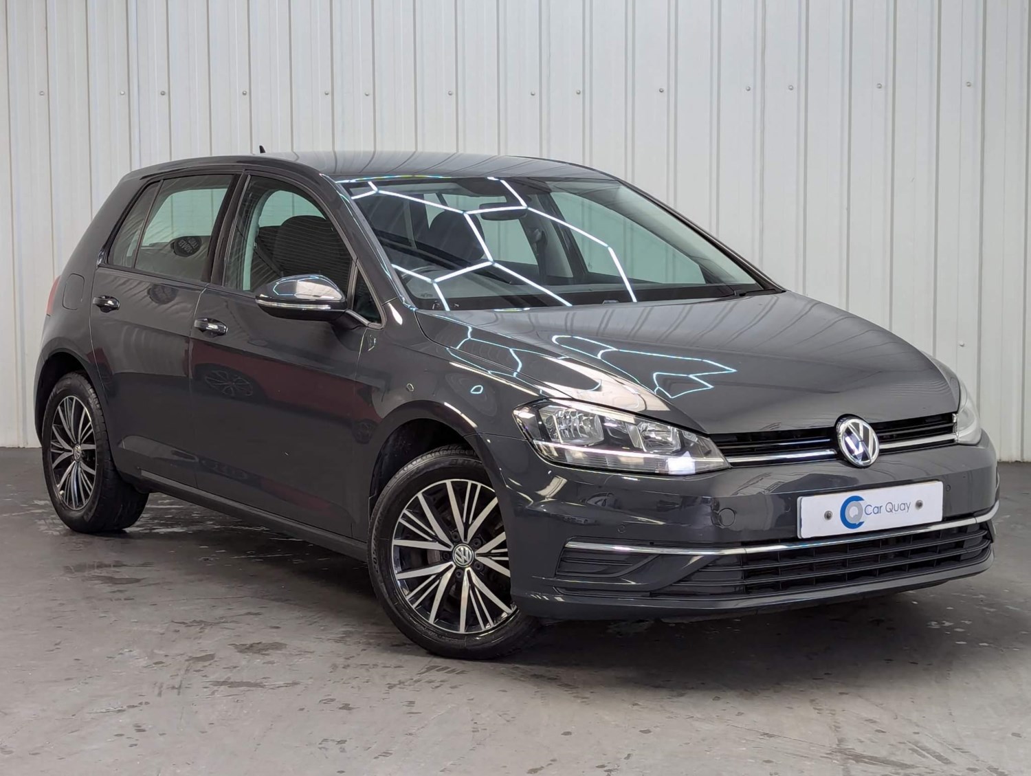 Volkswagen Golf Listing Image