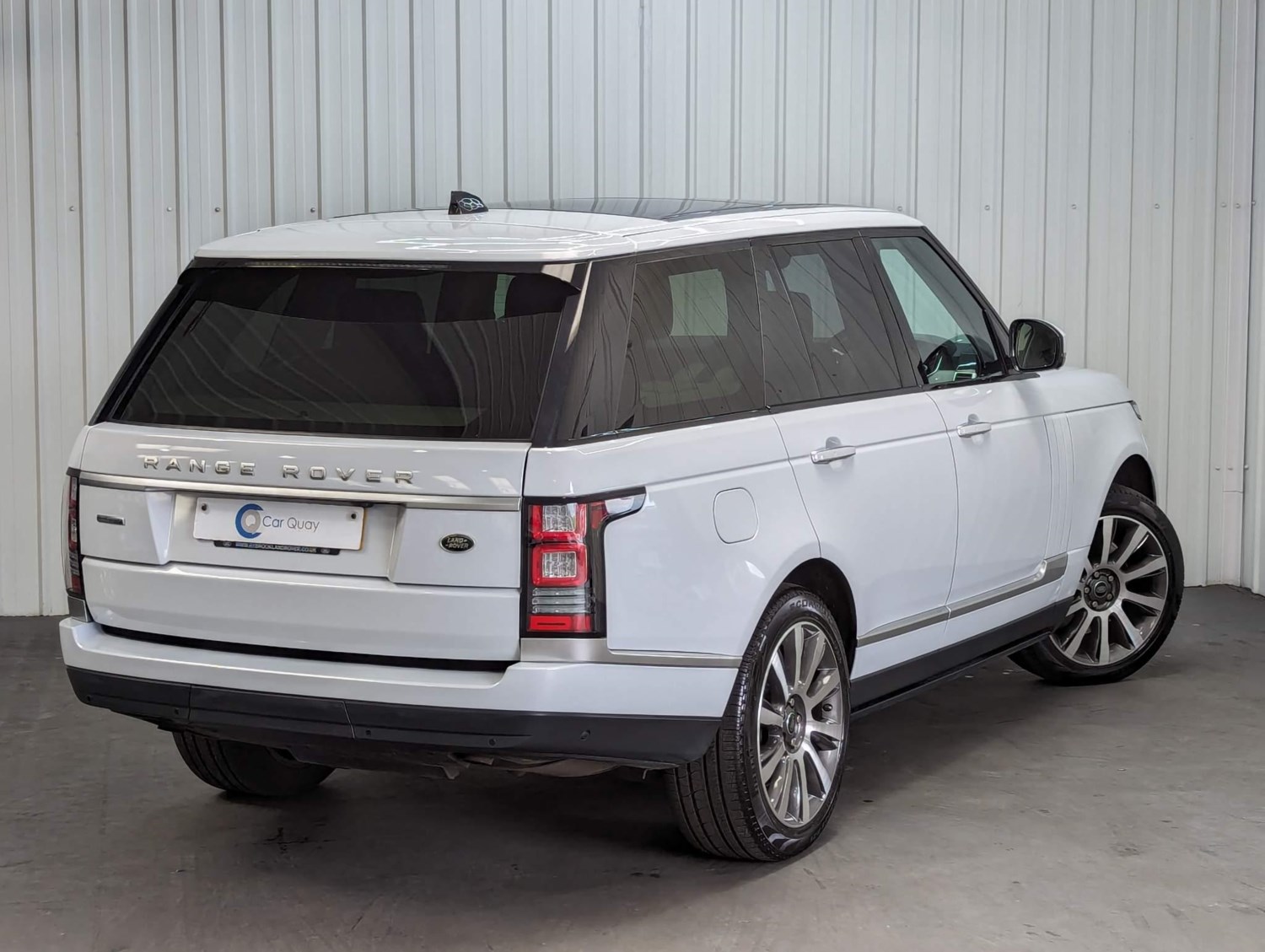 Land Rover Range Rover Listing Image