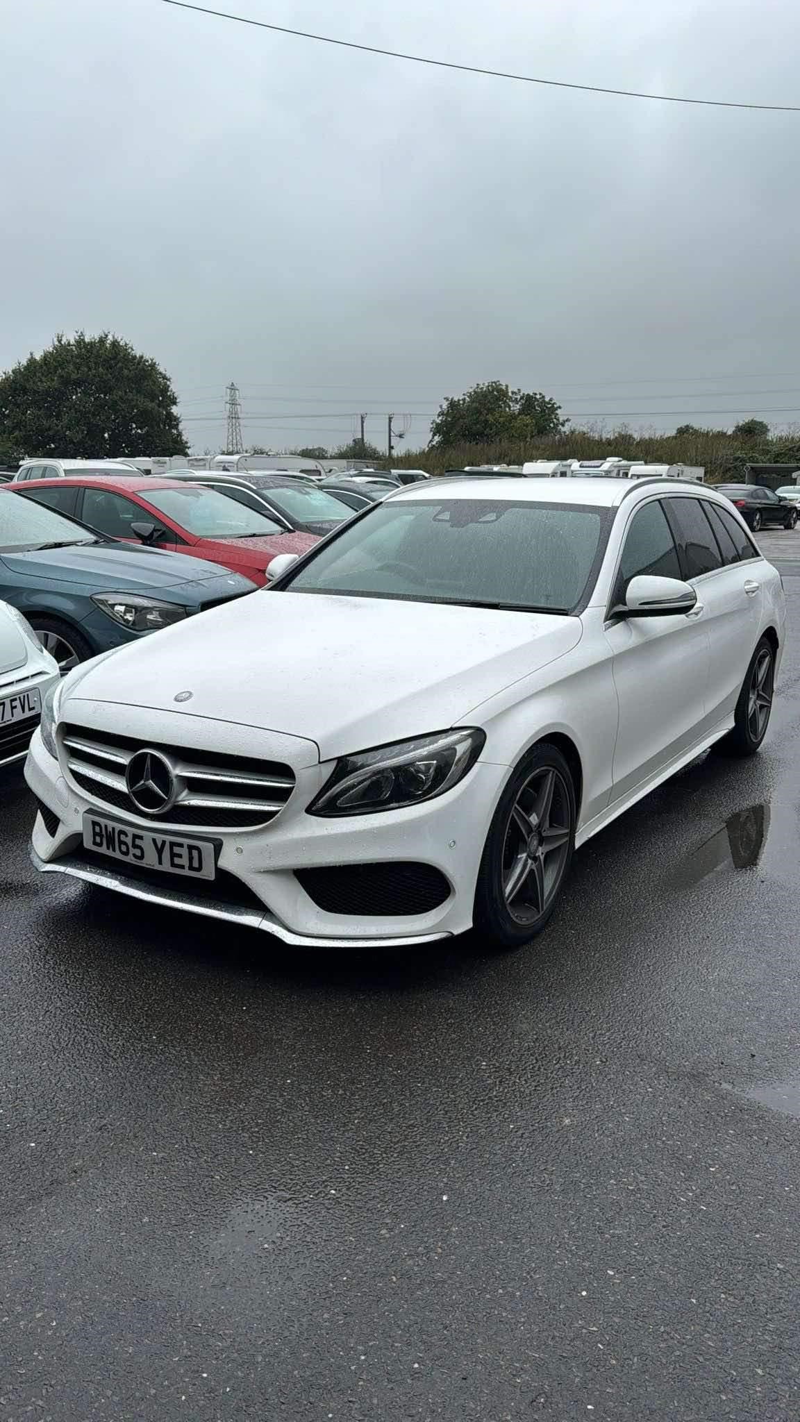 Mercedes-Benz C-Class Listing Image