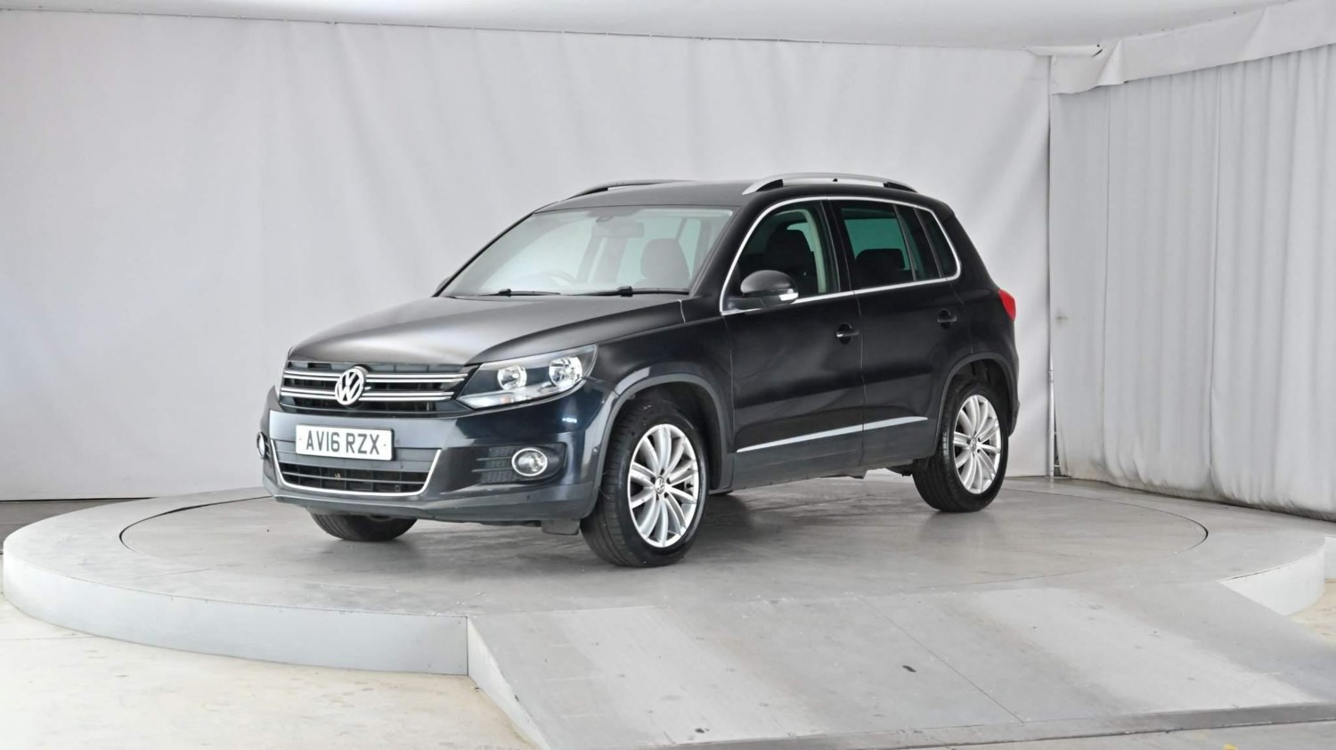 Volkswagen Tiguan Listing Image