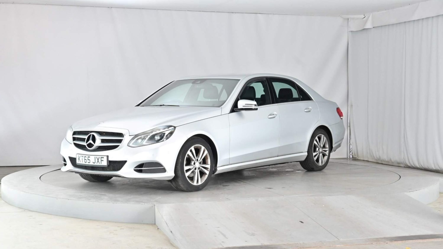 Mercedes-Benz E-Class Listing Image