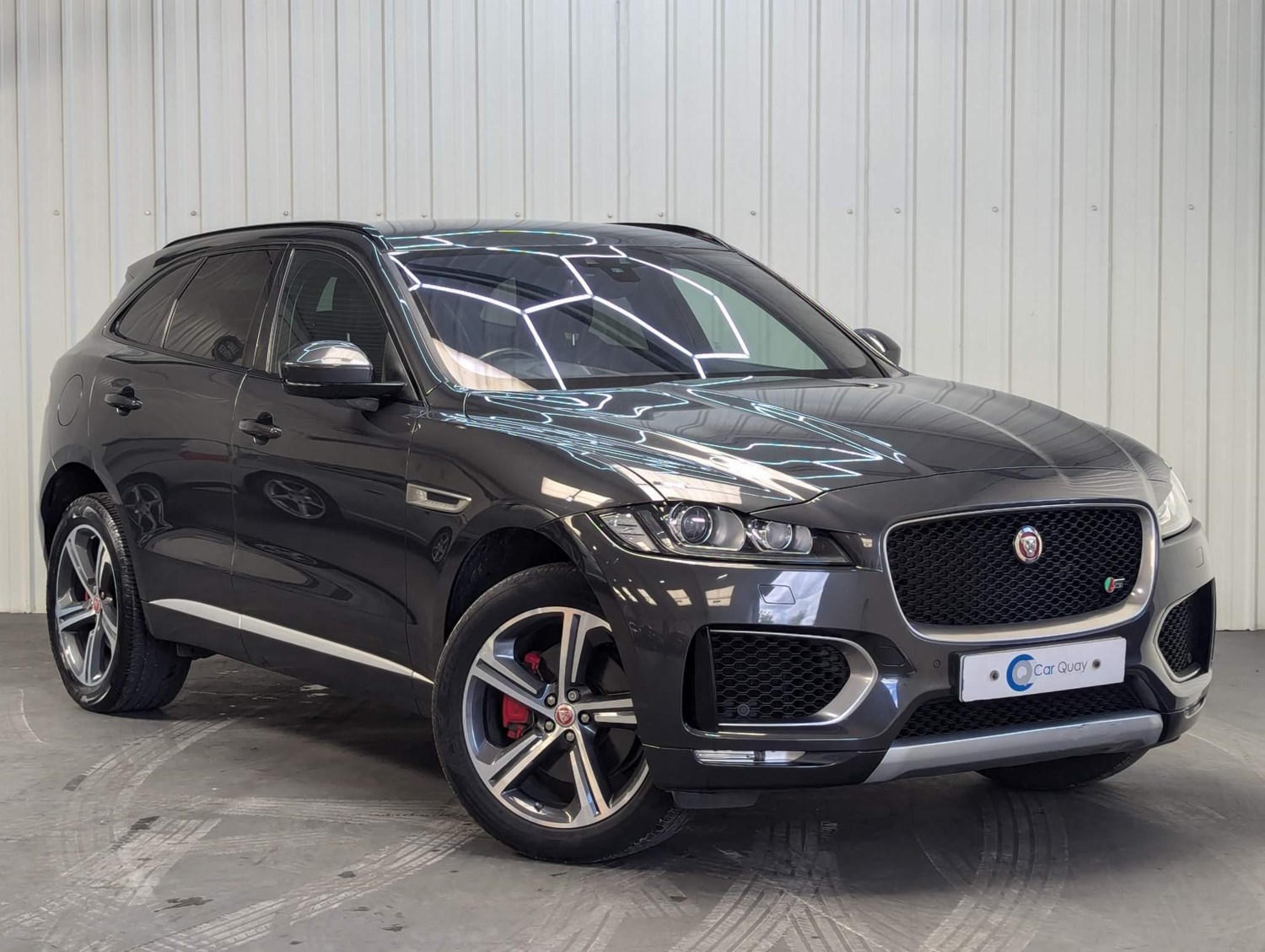 Jaguar F-PACE Listing Image