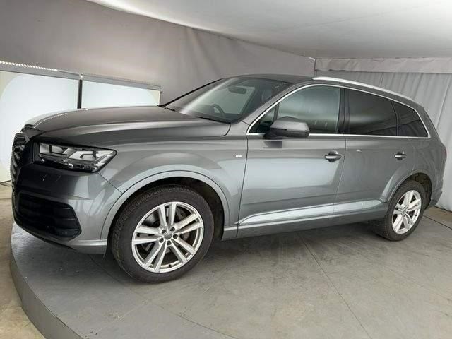 Audi Q7 Listing Image