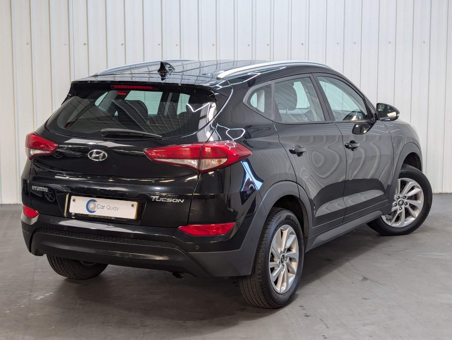 Hyundai TUCSON Listing Image