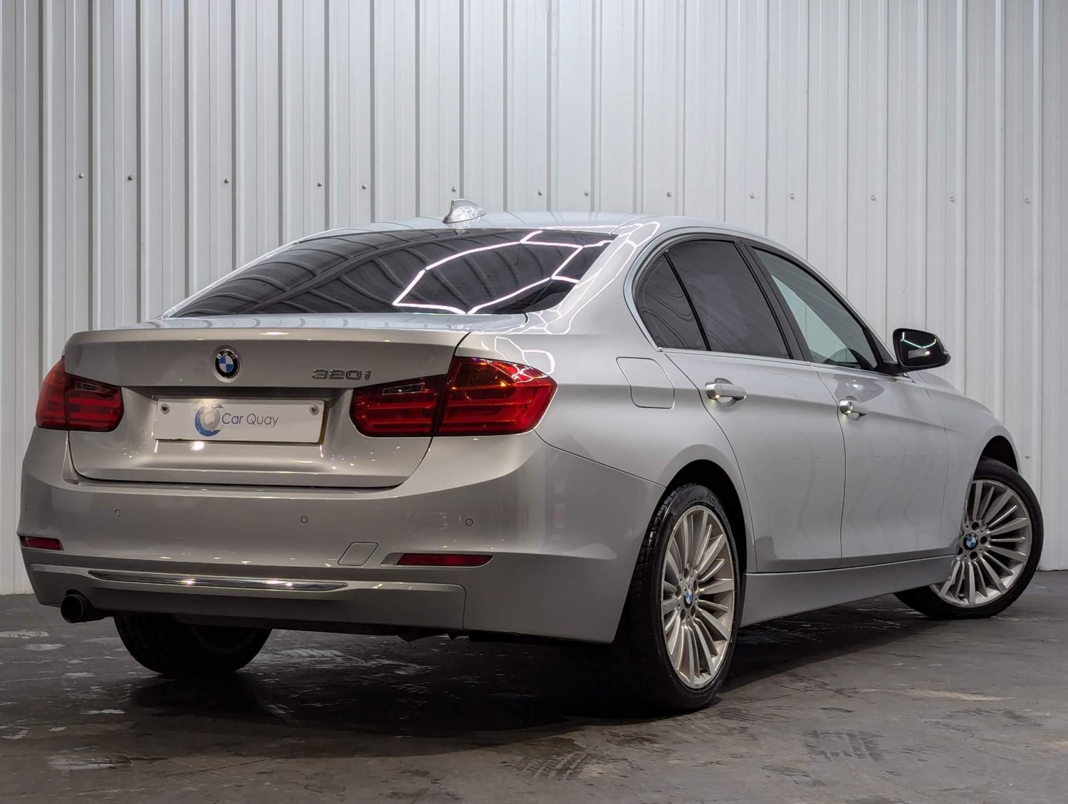 BMW 3 Series Listing Image