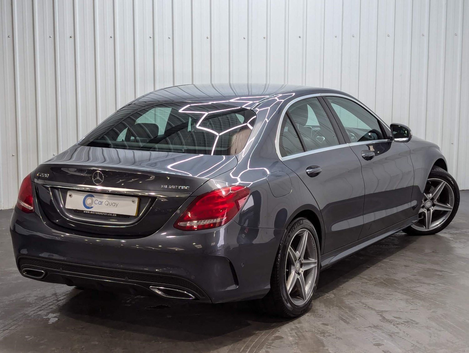 Mercedes-Benz C-Class Listing Image