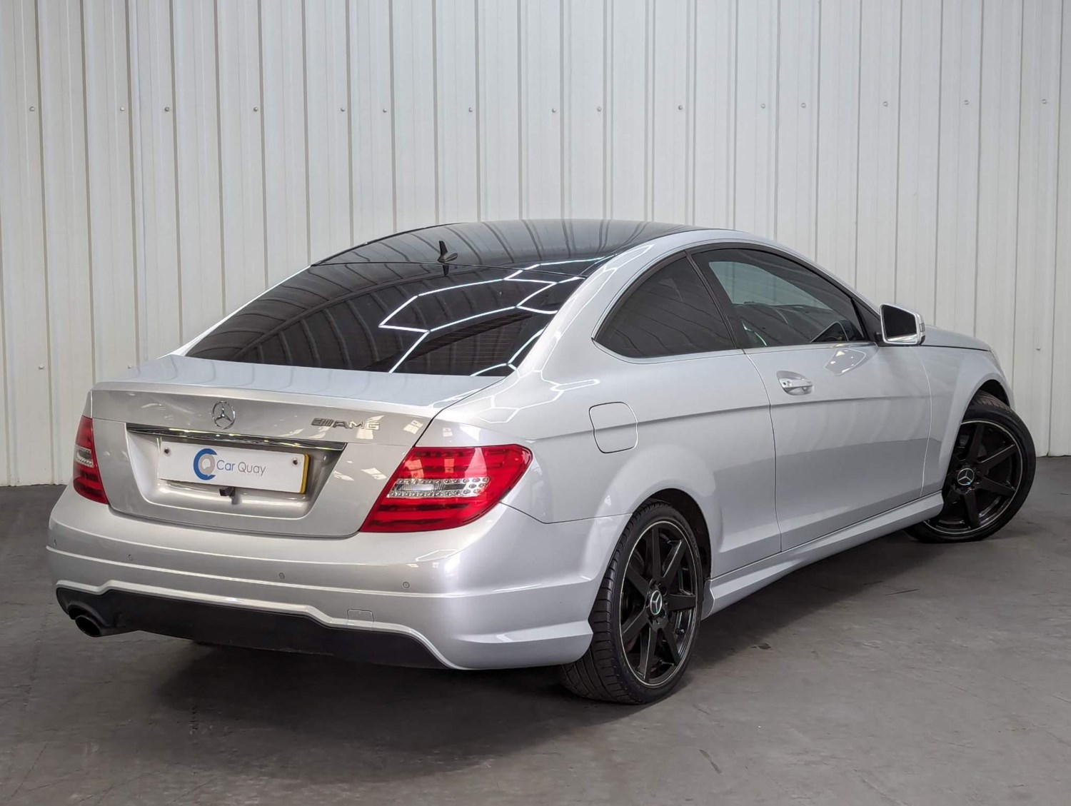 Mercedes-Benz C-Class Listing Image