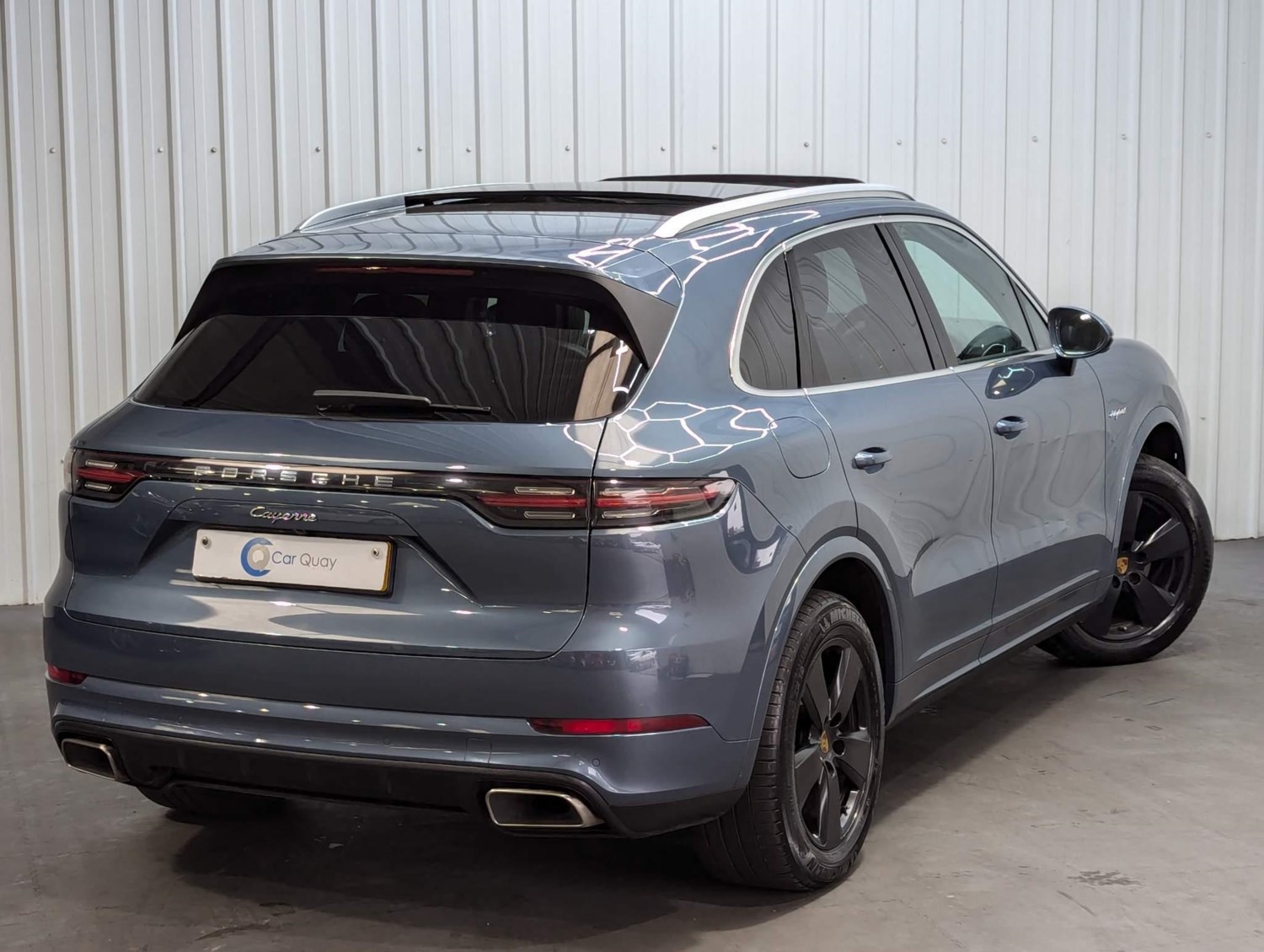 Porsche Cayenne Listing Image