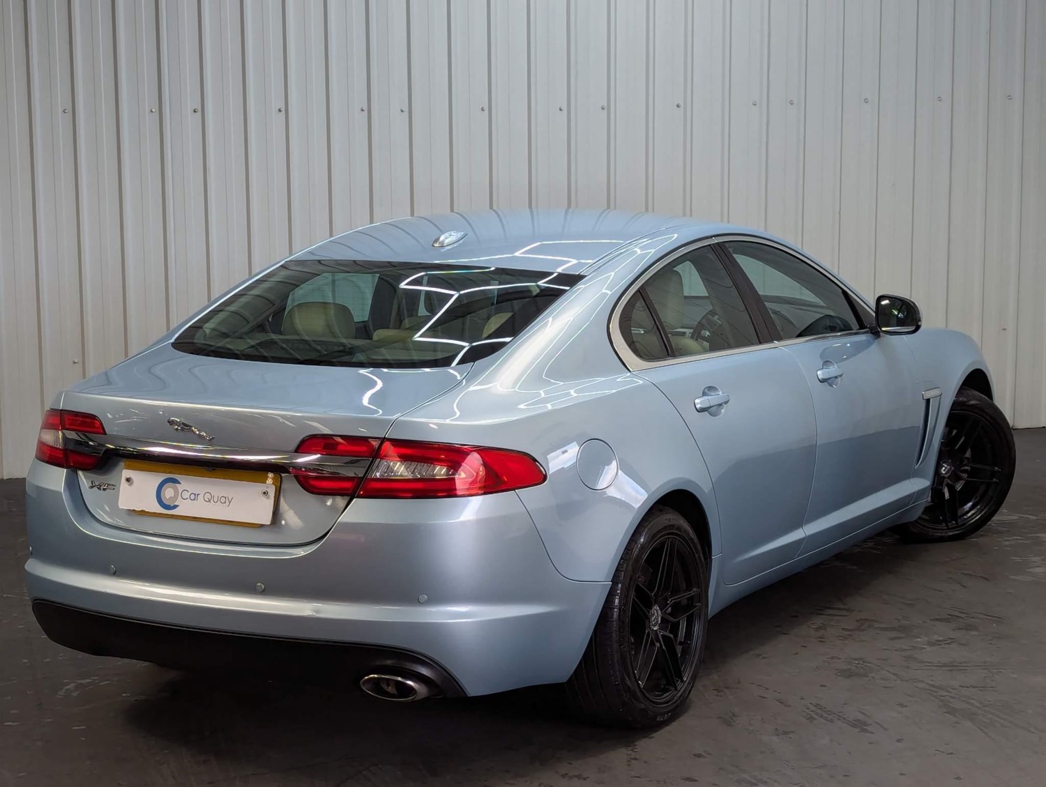 Jaguar XF Listing Image