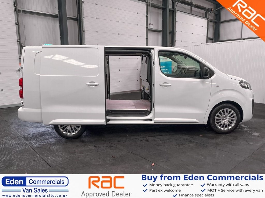 Vauxhall Vivaro Listing Image