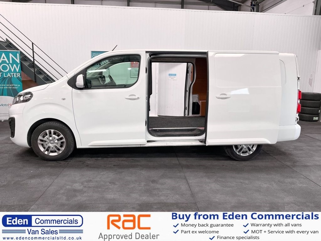 Vauxhall Vivaro Listing Image