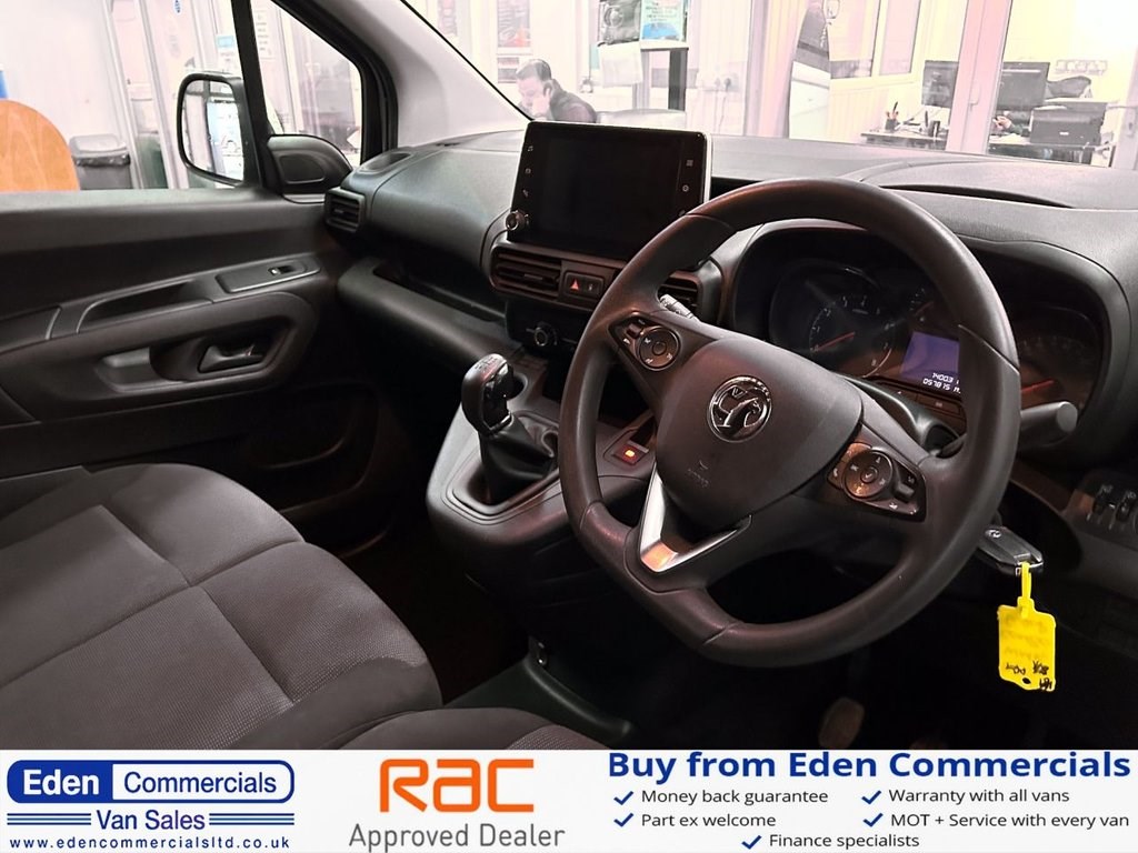 Vauxhall Combo Listing Image