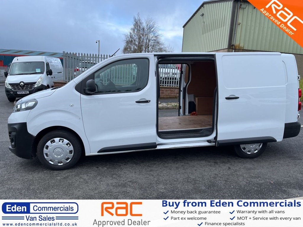 Vauxhall Vivaro Listing Image