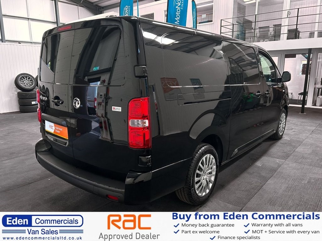 Vauxhall Vivaro Listing Image