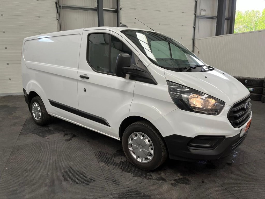 Ford Transit Custom Listing Image