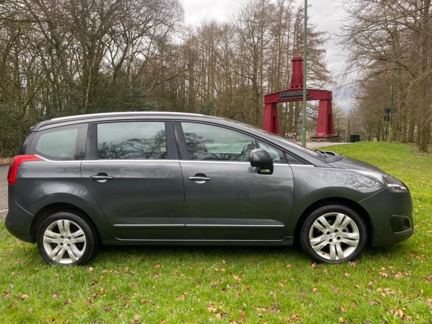 Peugeot 5008 Listing Image