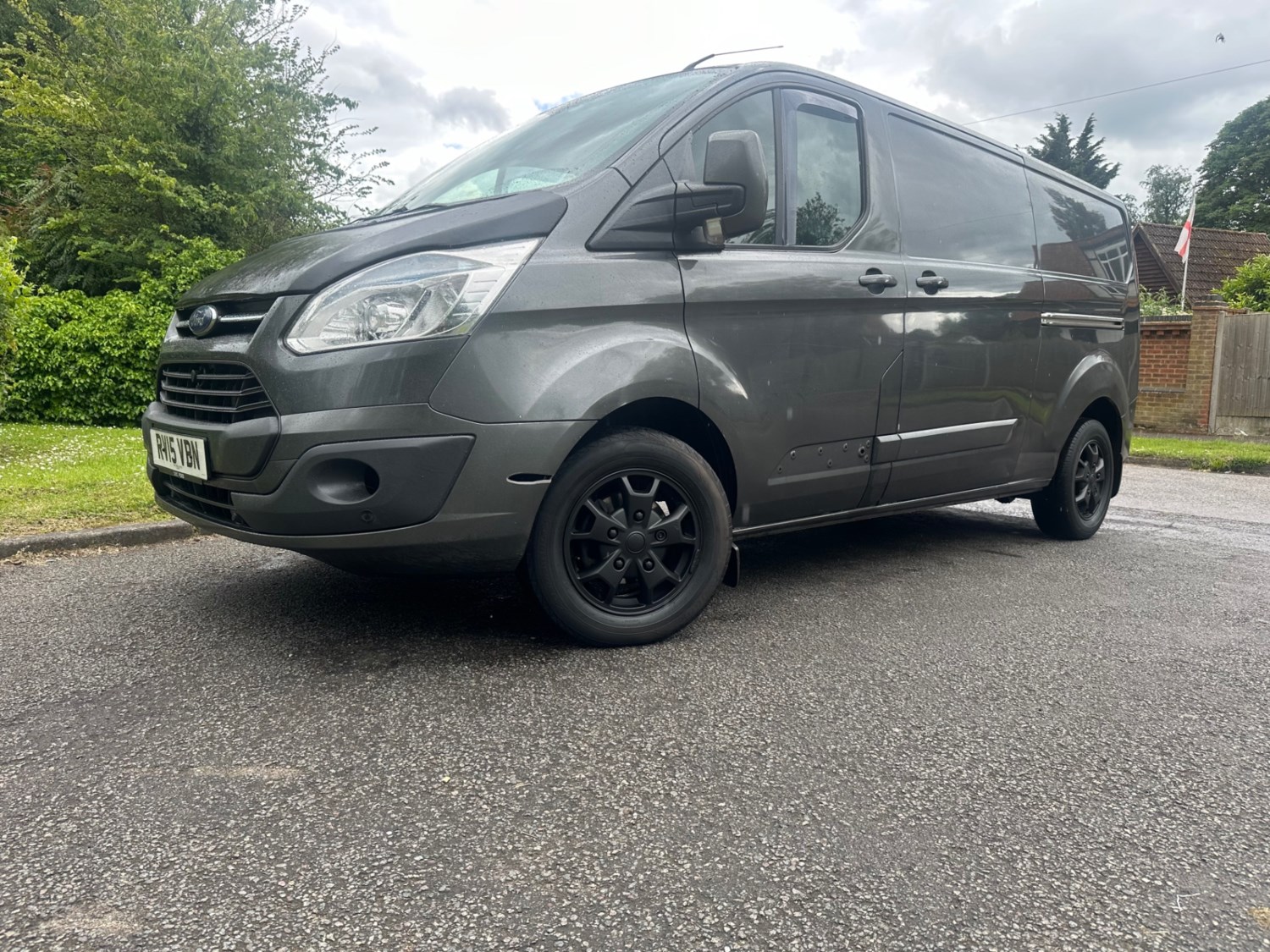 Ford Transit Custom Listing Image