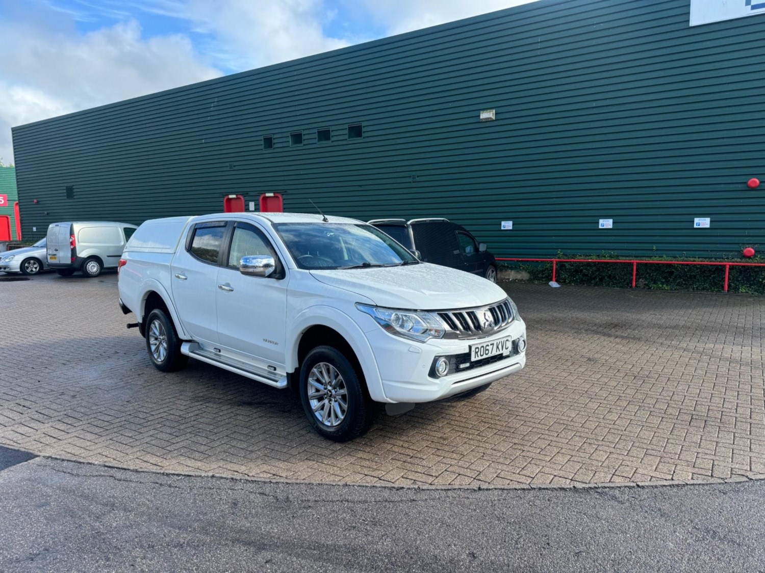 Mitsubishi L200 Listing Image