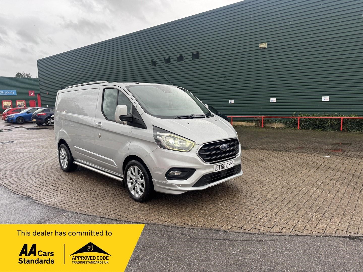 Ford Transit Custom Listing Image