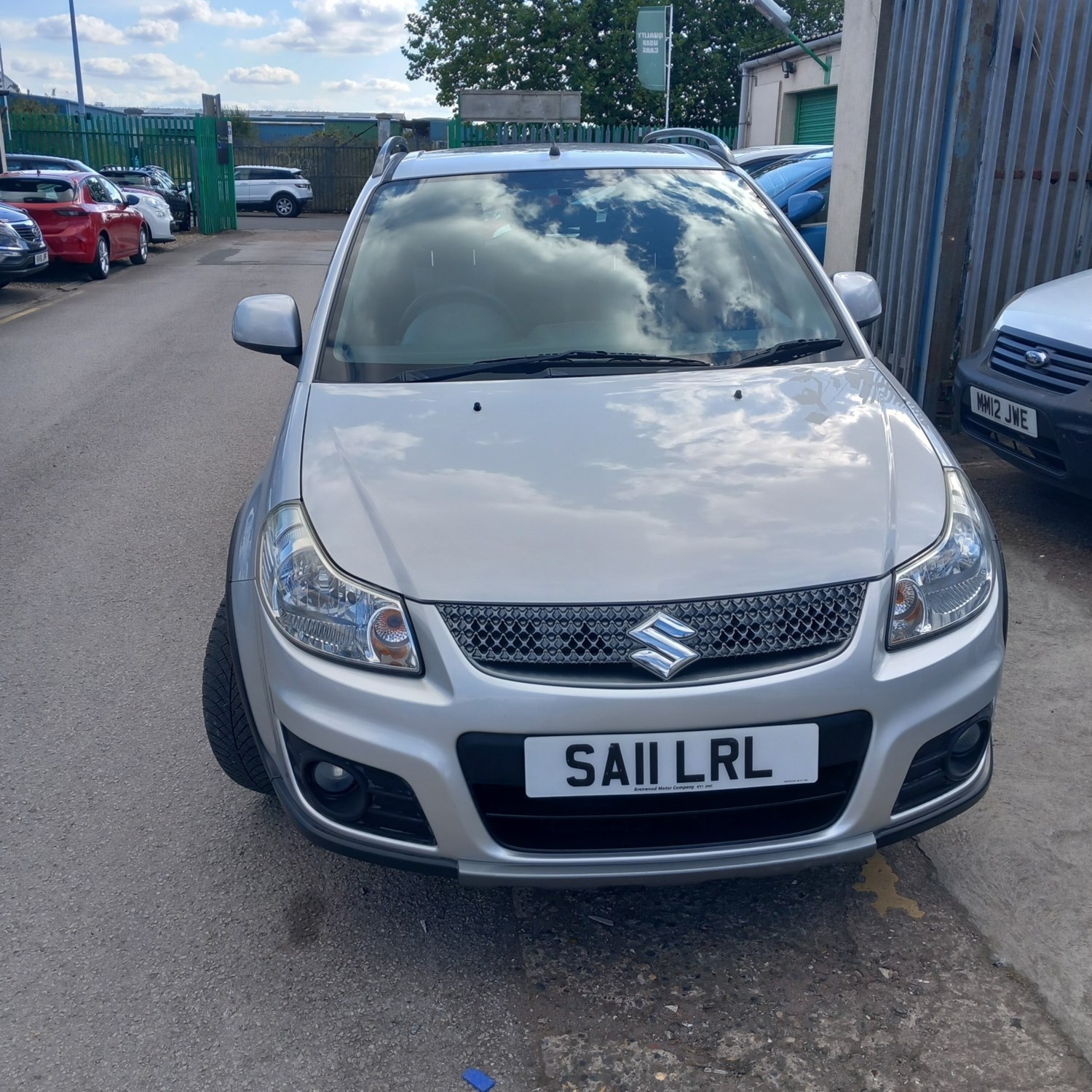 Suzuki SX4 Listing Image