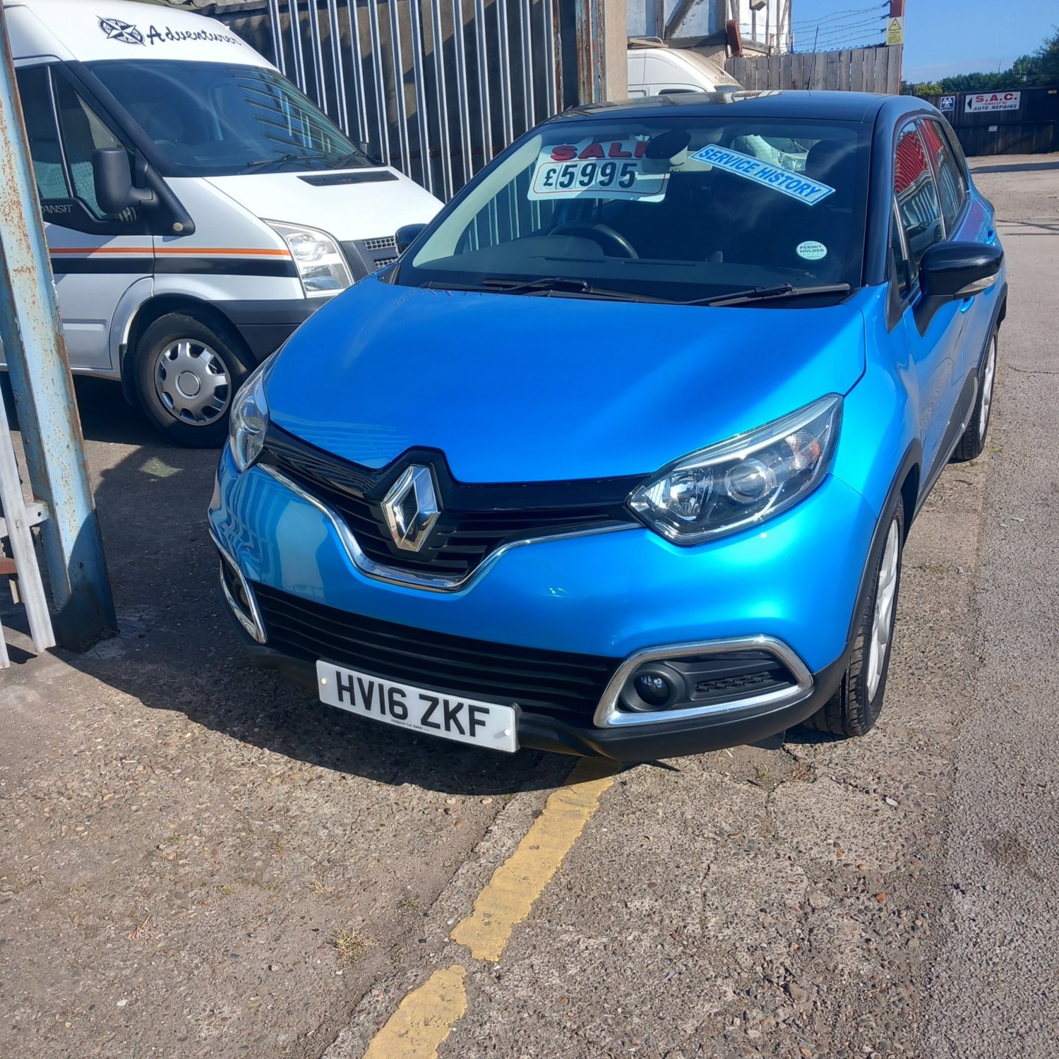 Renault Captur Listing Image