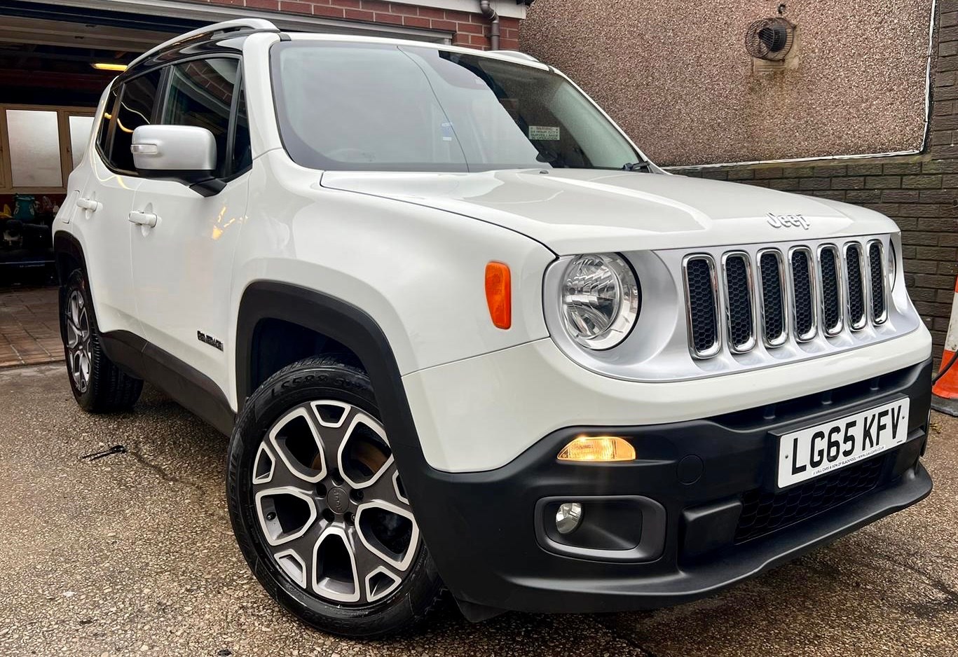 Jeep Renegade Listing Image