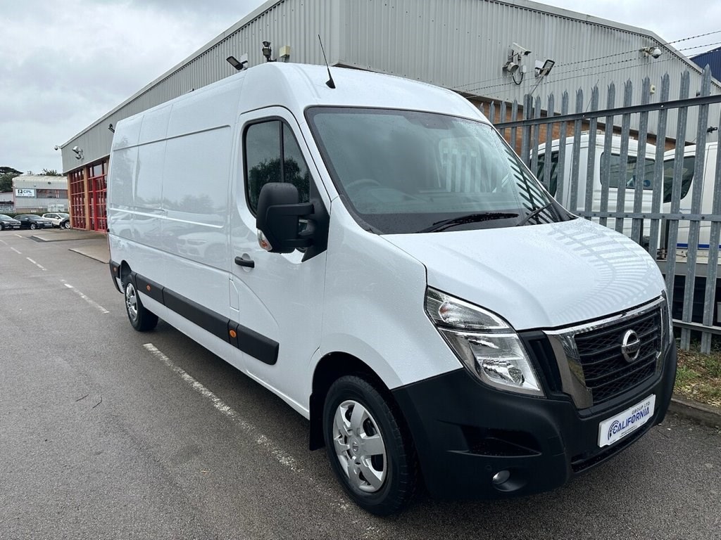 Nissan Interstar Listing Image