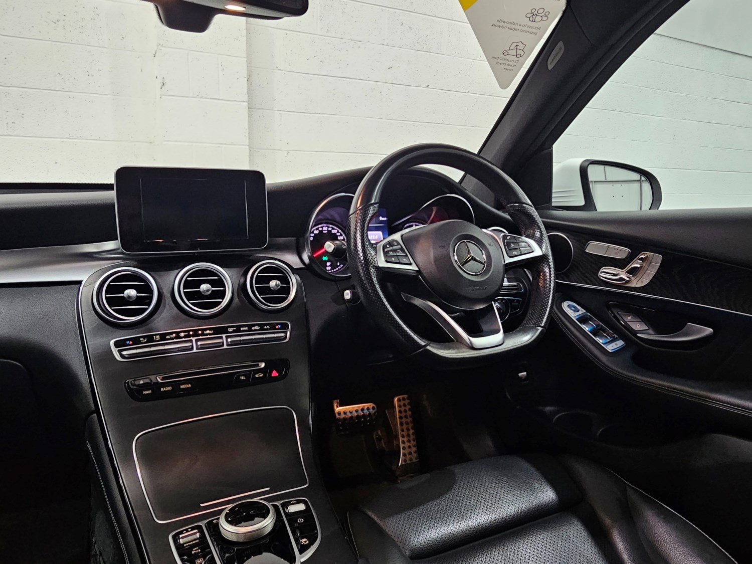 Mercedes-Benz GLC Listing Image