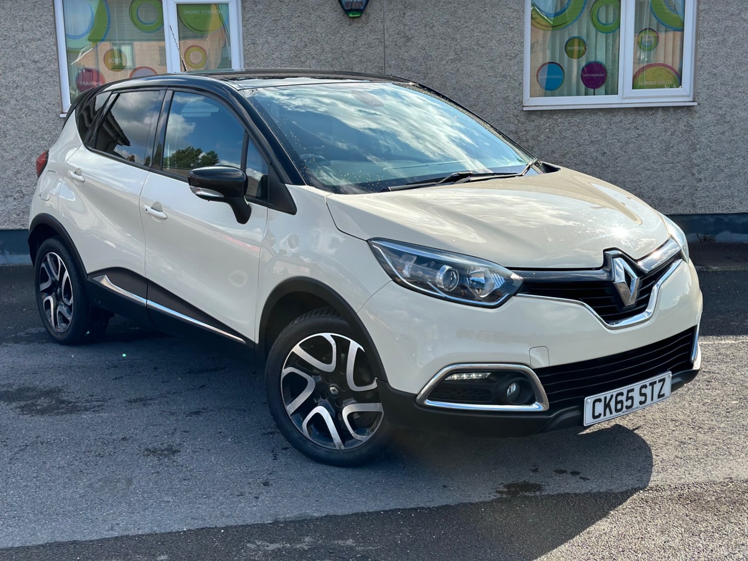 Renault Captur Listing Image