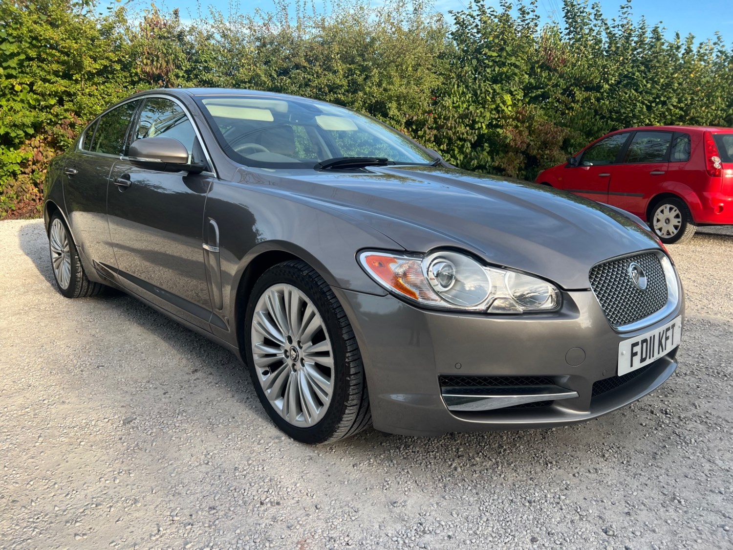 Jaguar XF Listing Image