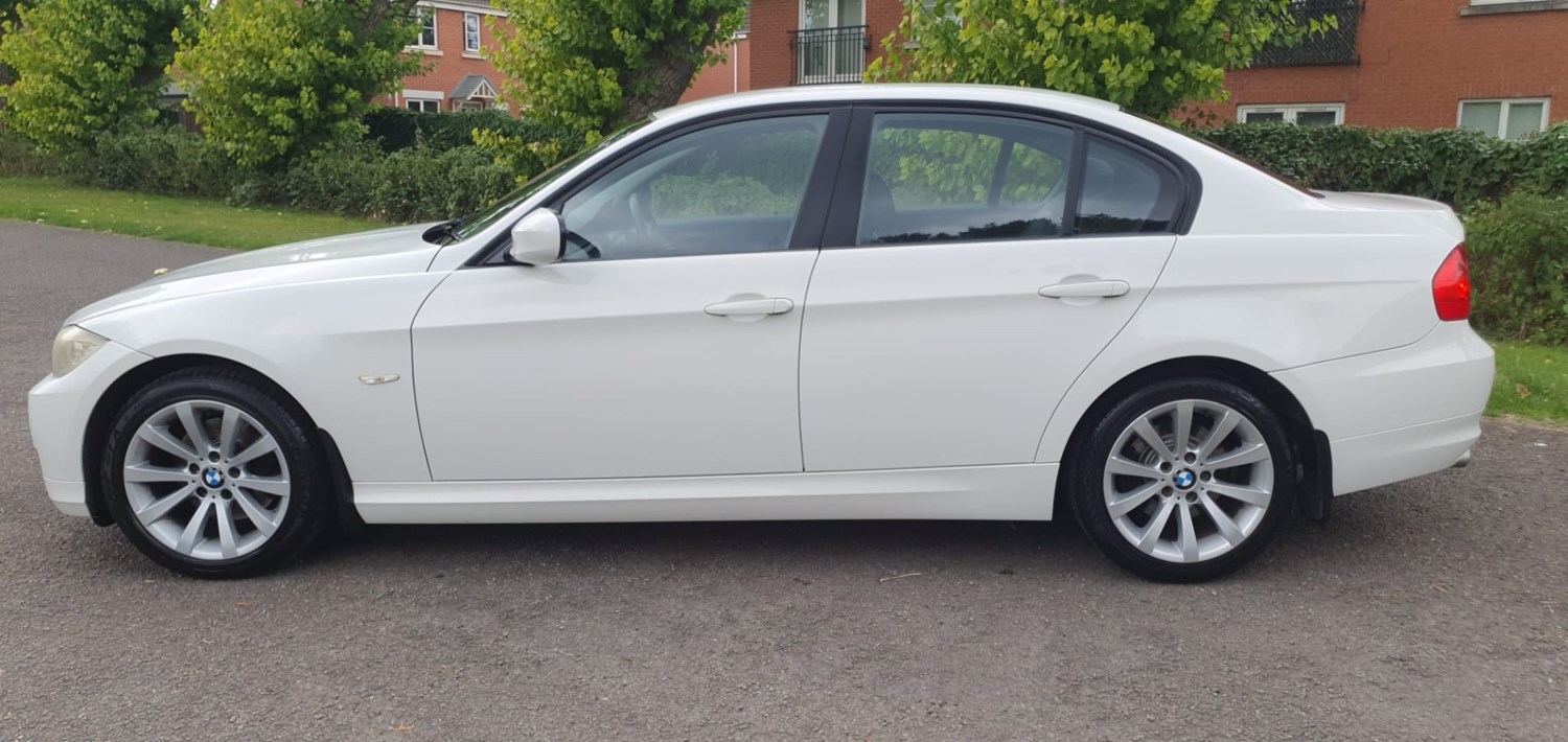 BMW 3 Series Listing Image