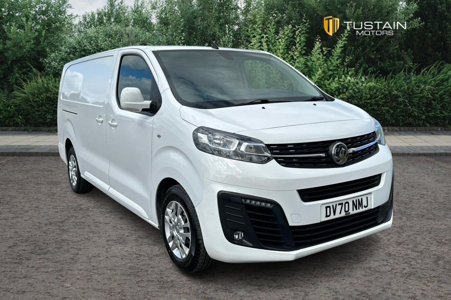 Vauxhall Vivaro Listing Image