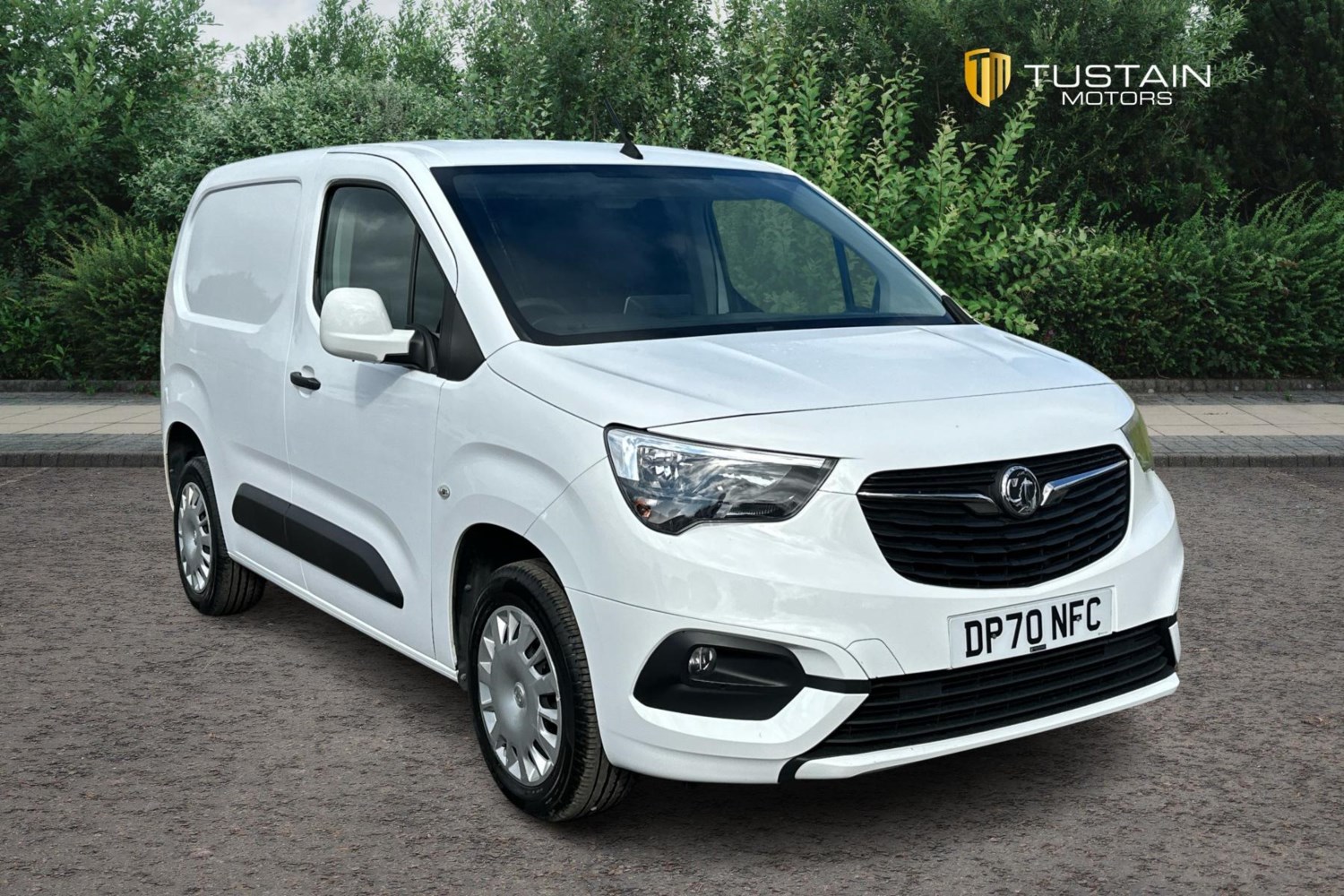 Vauxhall Combo Listing Image