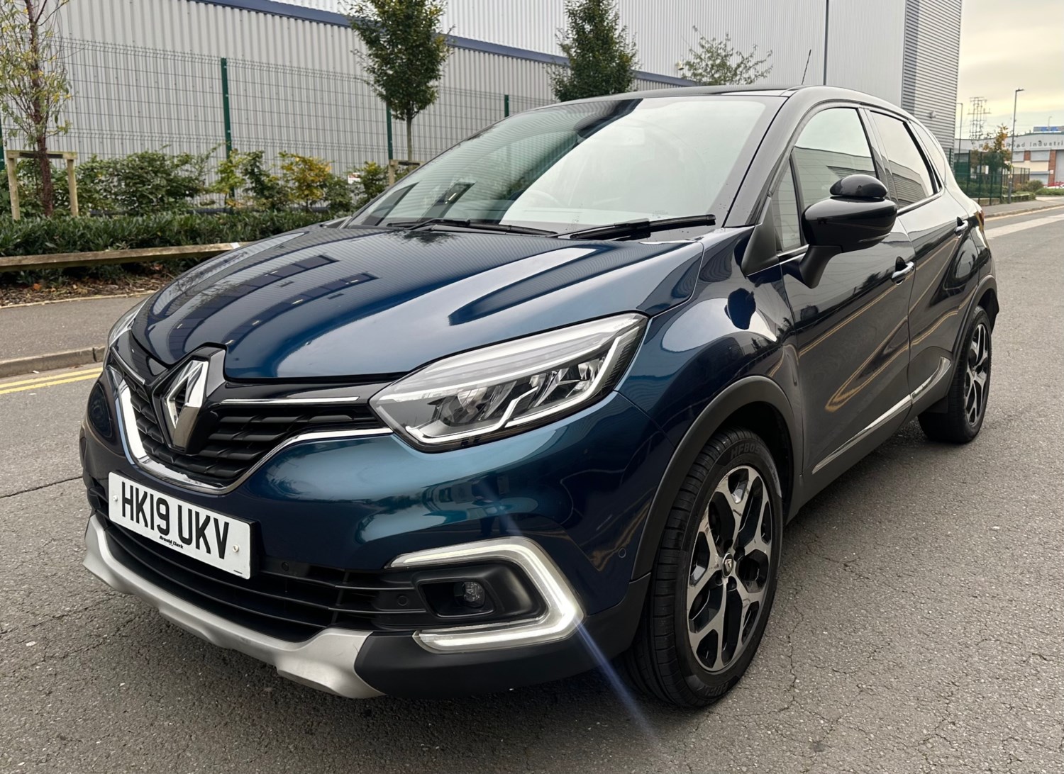 Renault Captur Listing Image