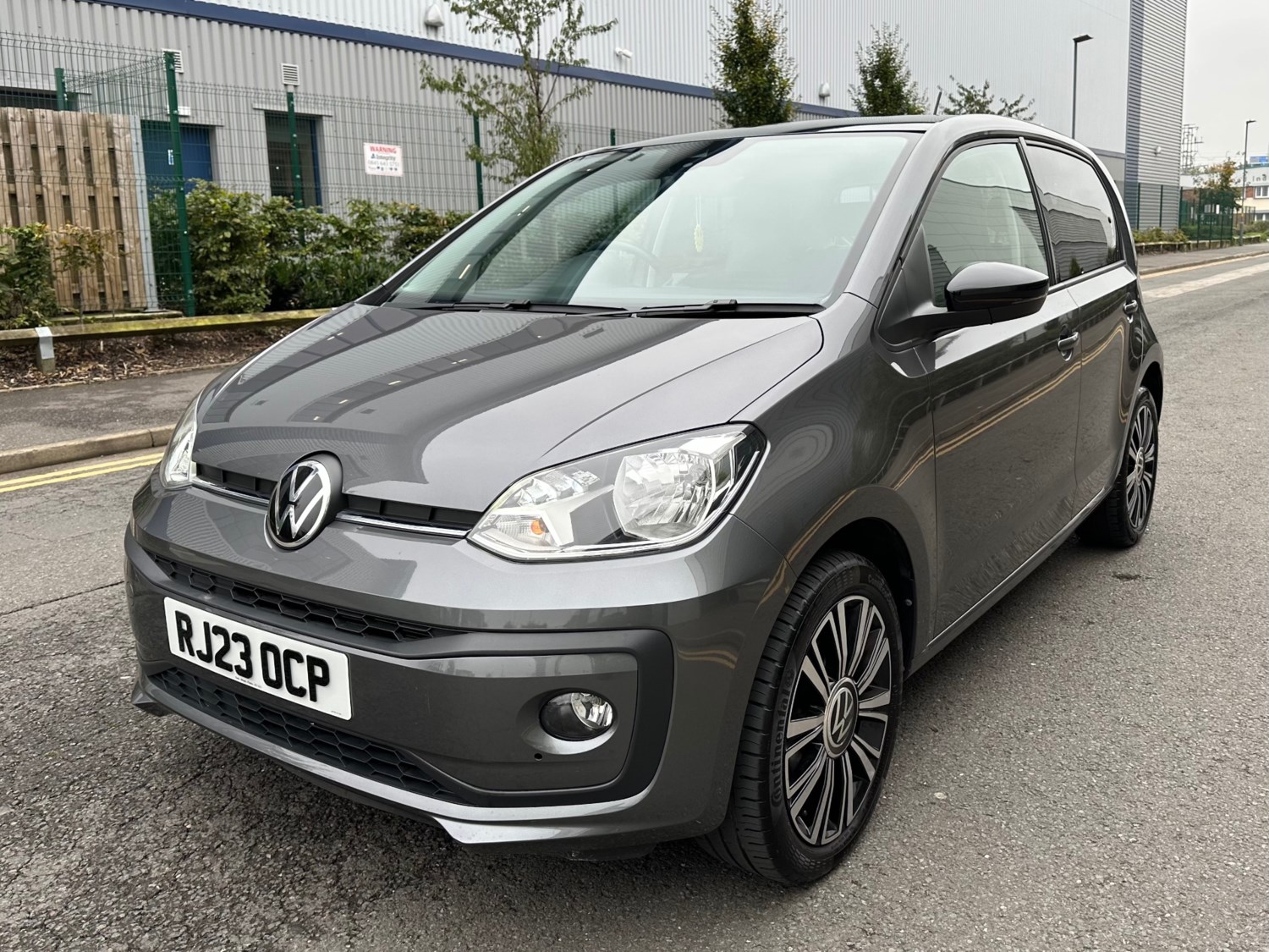 Volkswagen up! Listing Image