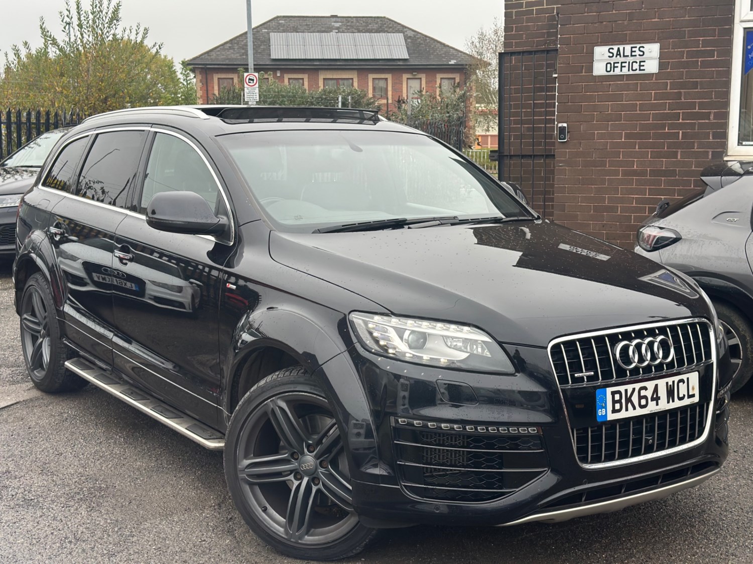 Audi Q7 Listing Image