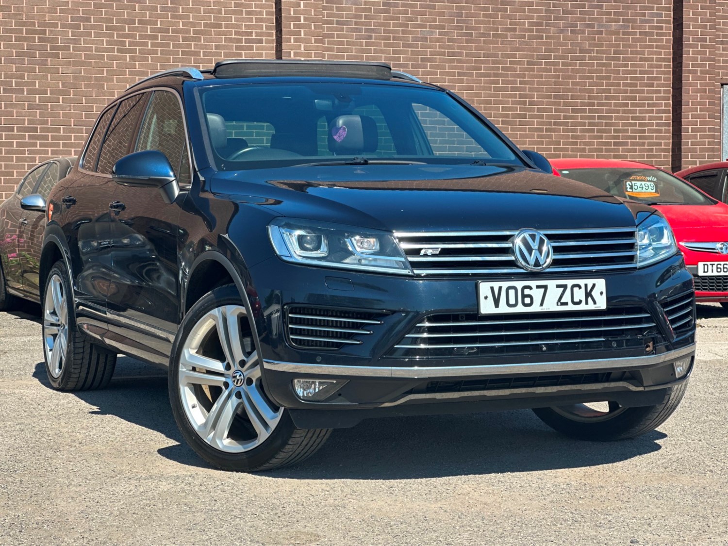 Volkswagen Touareg Listing Image