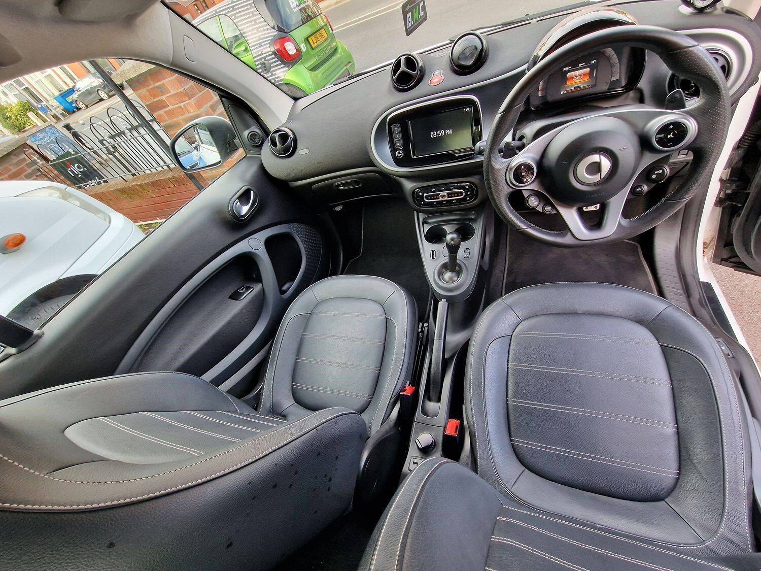 Smart fortwo Listing Image