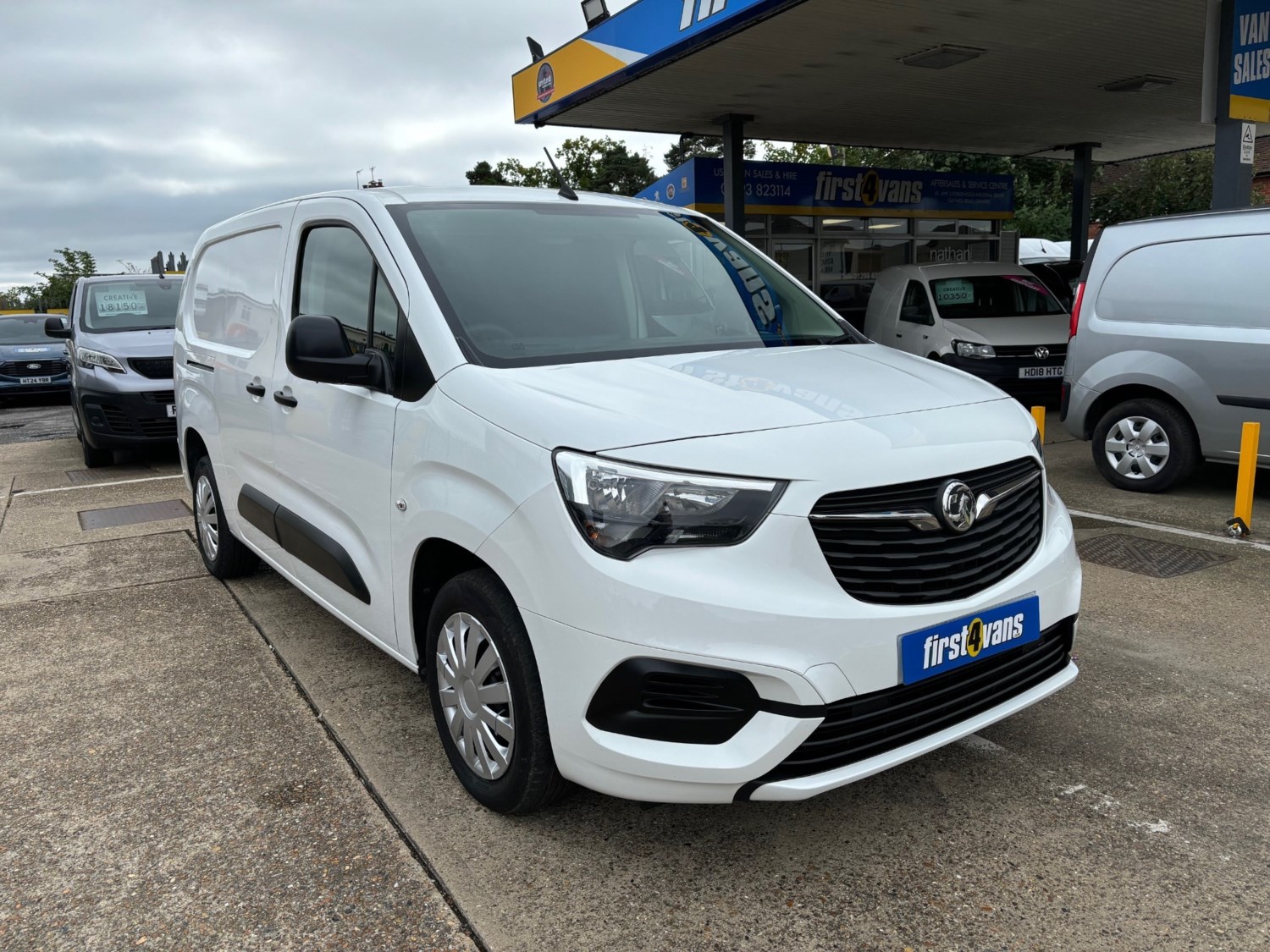 Vauxhall Combo Listing Image