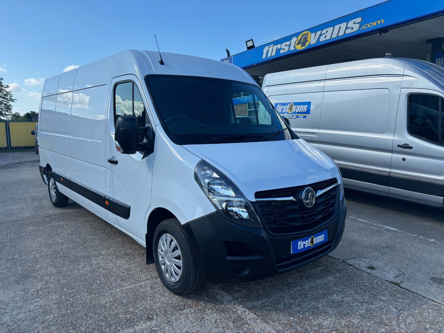 Vauxhall Movano Listing Image