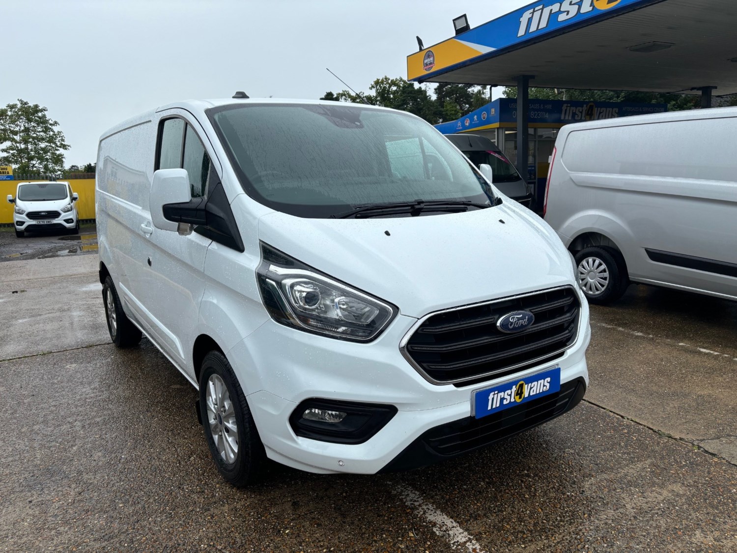 Ford Transit Custom Listing Image