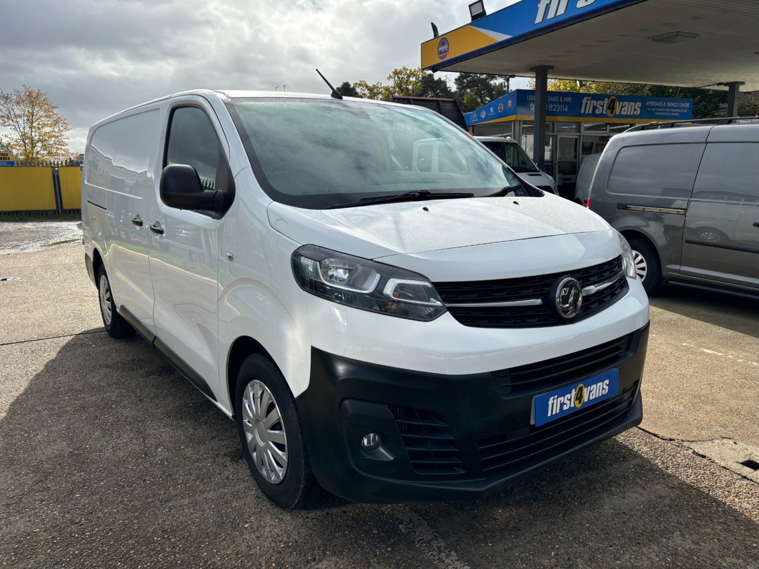 Vauxhall Vivaro Listing Image