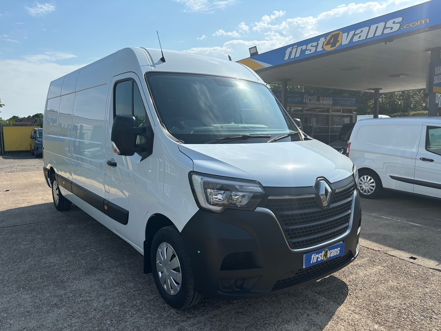 Renault Master Listing Image