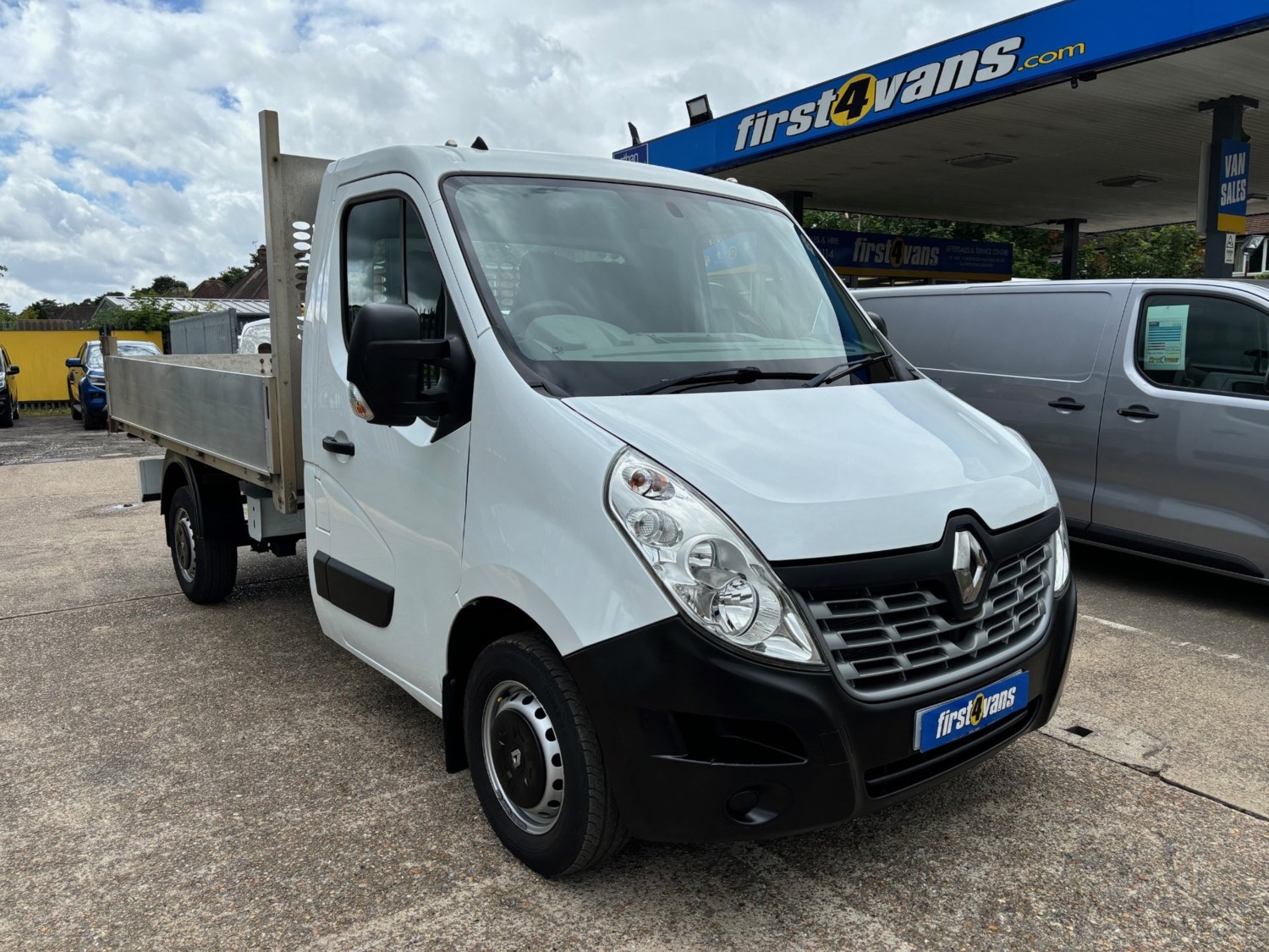 Renault Master Listing Image