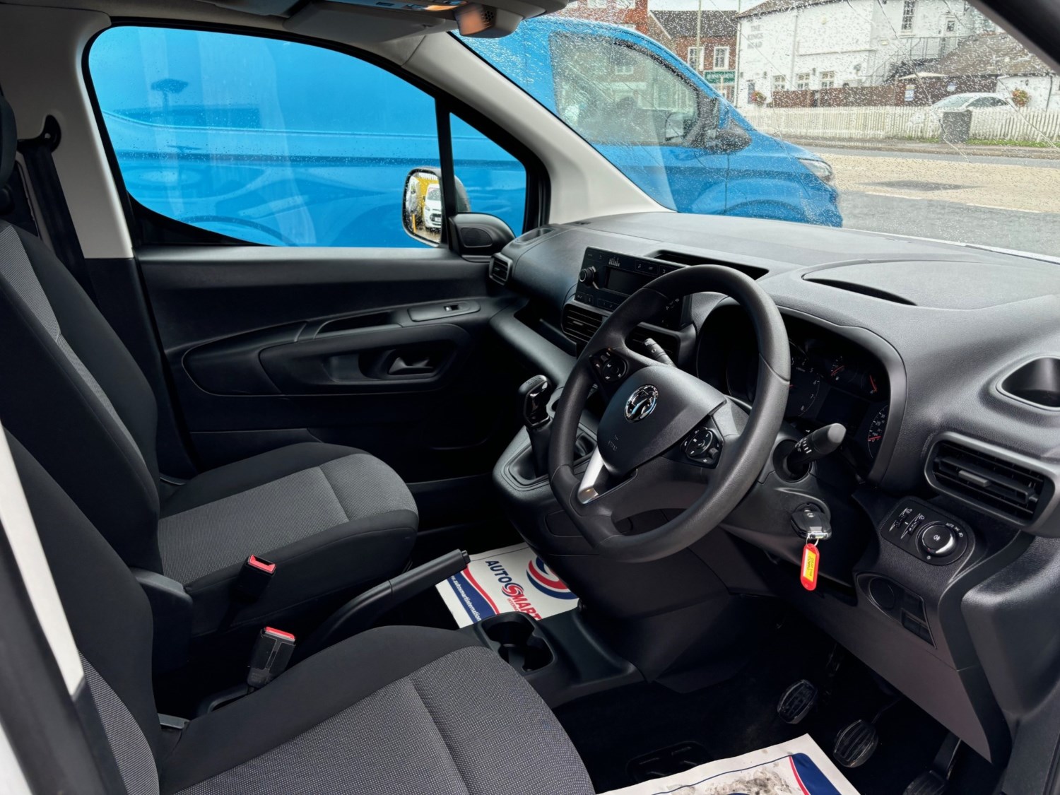 Vauxhall Combo Listing Image