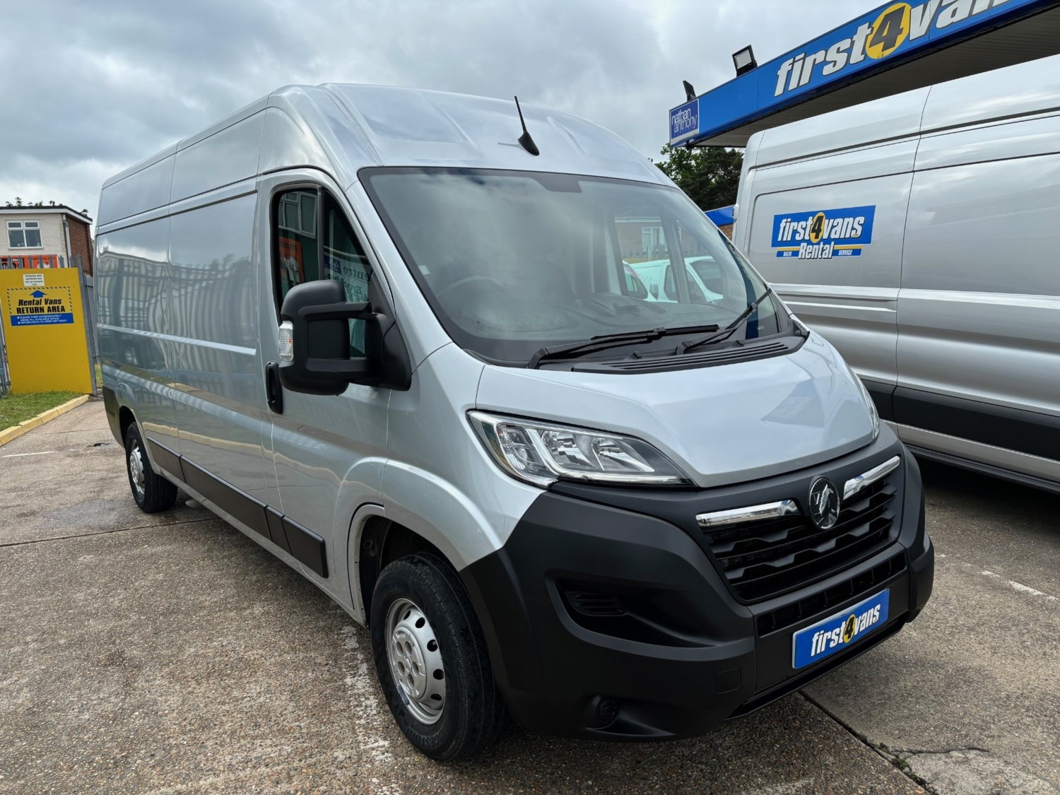 Vauxhall Movano Listing Image