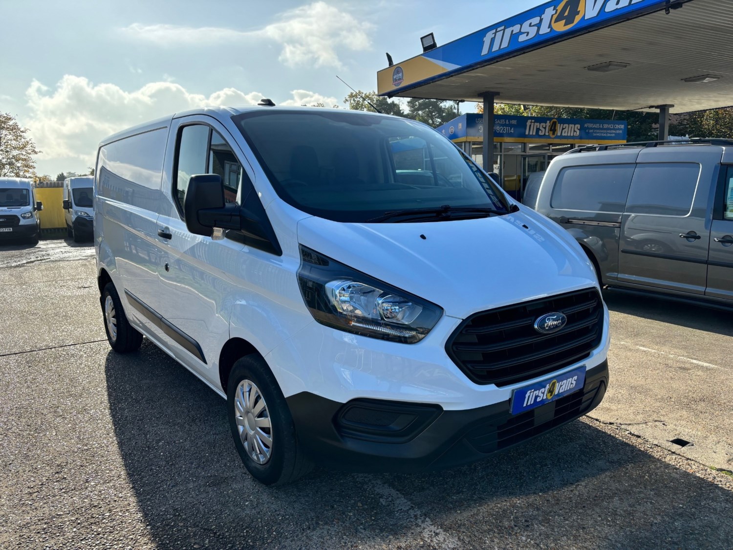 Ford Transit Custom Listing Image